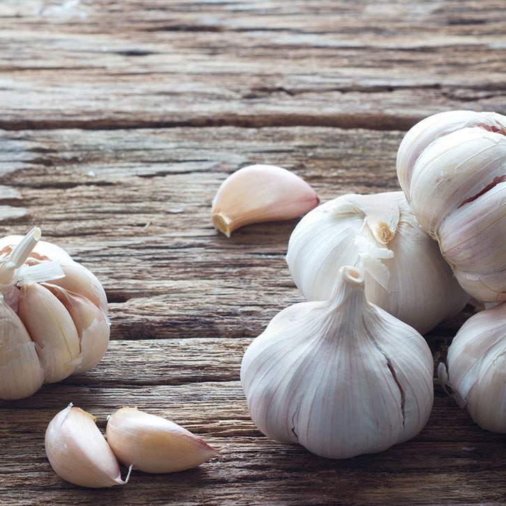 Aglio, principio attivo naturale nei prodotti Martens Italia